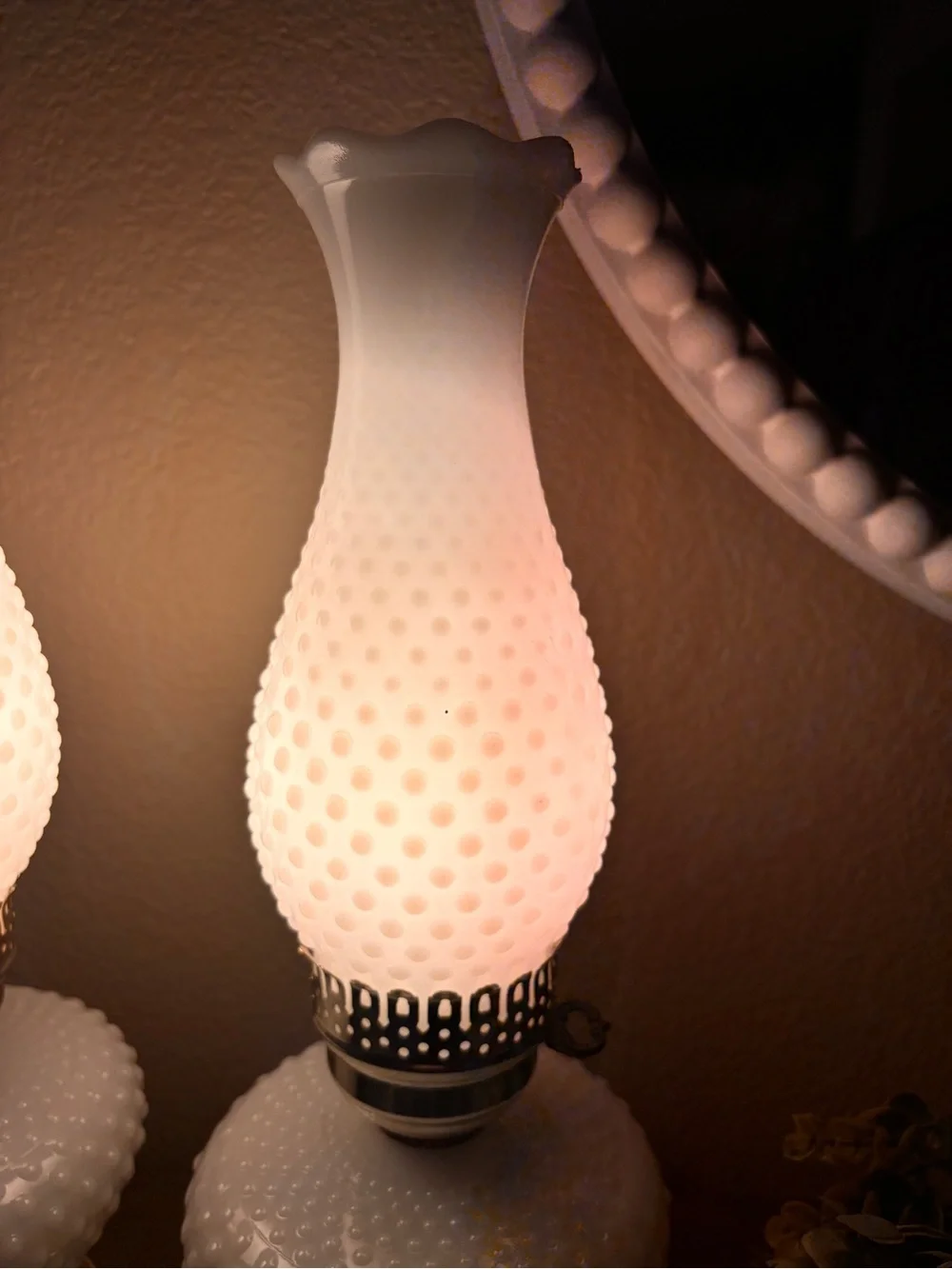 Vintage Pair Richlite Hobnail Milk Glass Hurricane Table Lamps 17” Ruffled